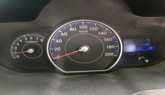 2012 Hyundai i10 MAGNA 1.1, CNG, Manual, 1,00,335 km, interior