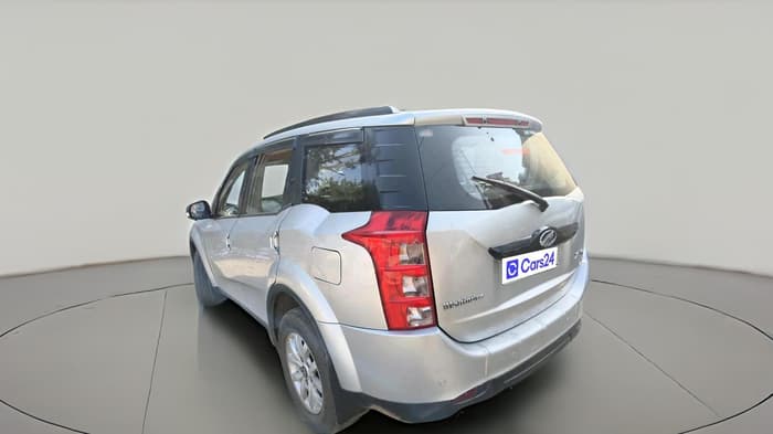 2017 Mahindra XUV500 W8, Diesel, Manual, 69,062 km, exterior