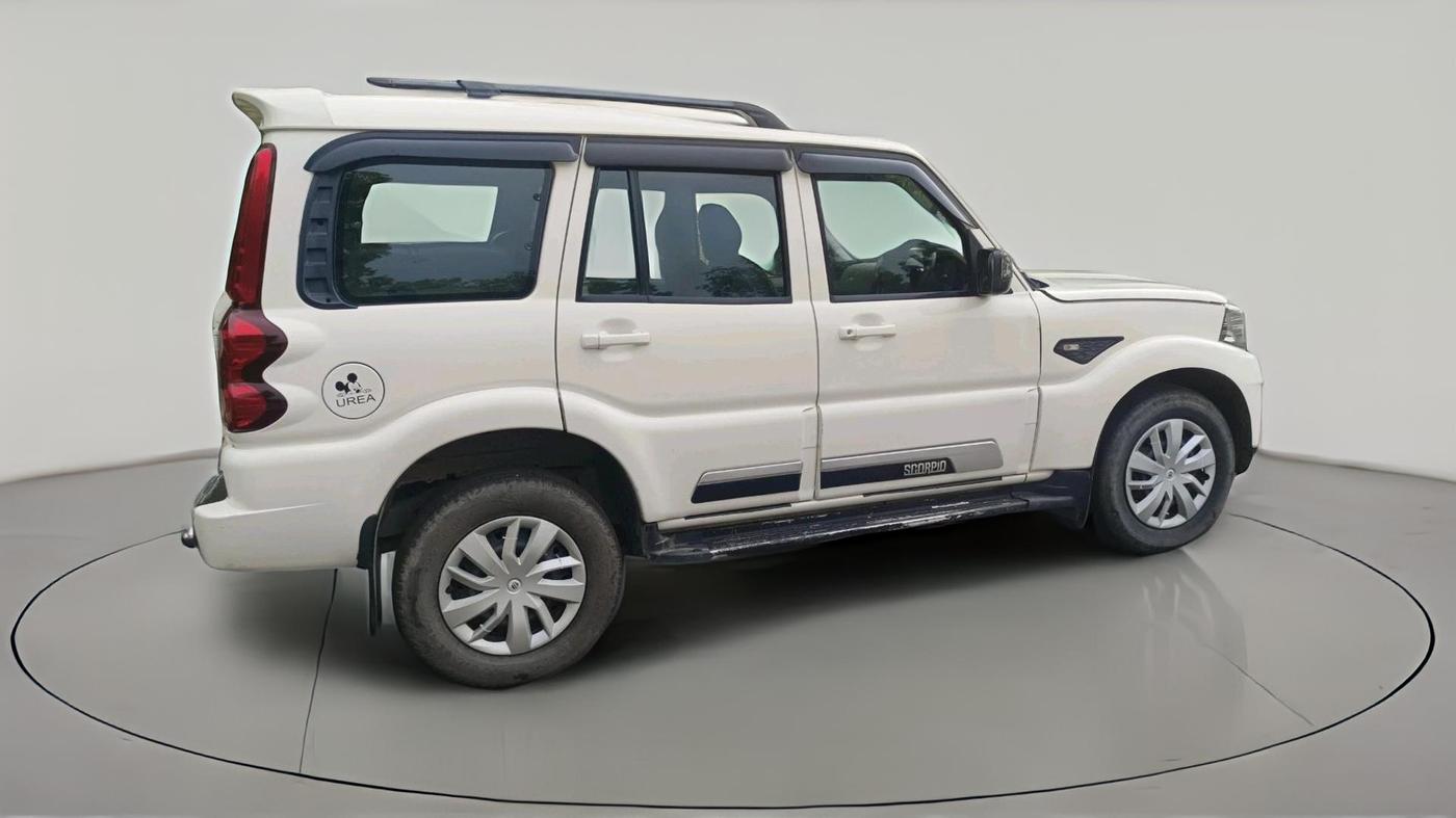 2020 Mahindra Scorpio S5, Diesel, Manual, 85,187 km, exterior