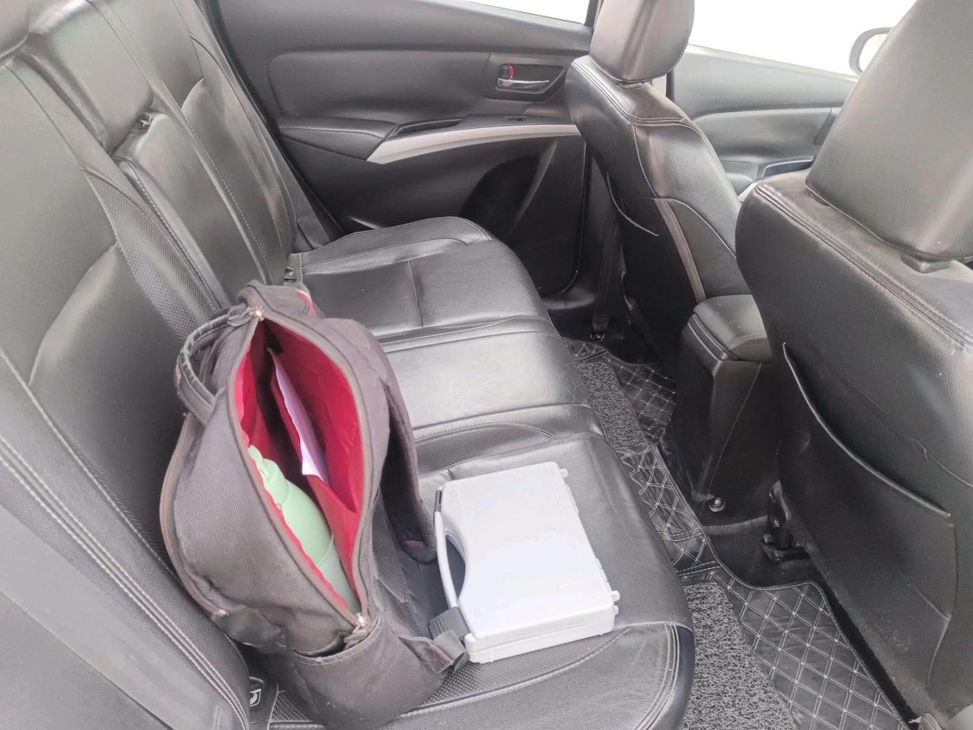 2017 Maruti S Cross ALPHA 1.3, Diesel, Manual, 98,041 km, interior