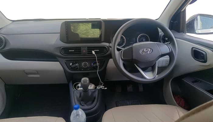 2021 Hyundai GRAND I10 NIOS ERA 1.2 KAPPA VTVT, Petrol, Manual, 27,600 km, interior