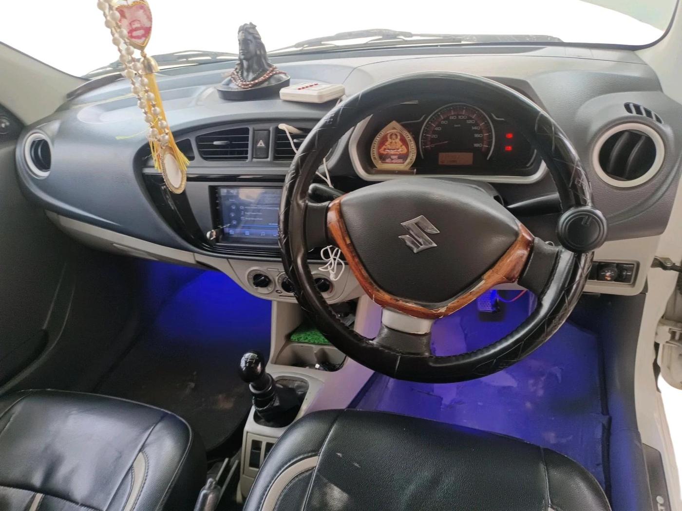 2015 Maruti Alto K10 VXI, Petrol, Manual, 1,17,783 km, interior