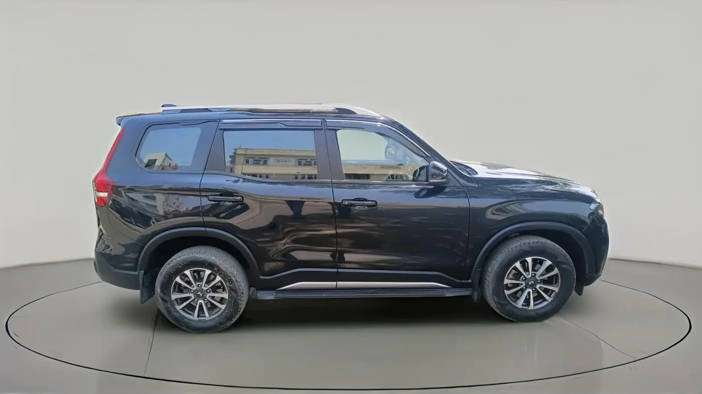 2023 Mahindra SCORPIO-N Z6 DIESEL AT 2WD 7 STR, Diesel, Automatic, 38,836 km, exterior