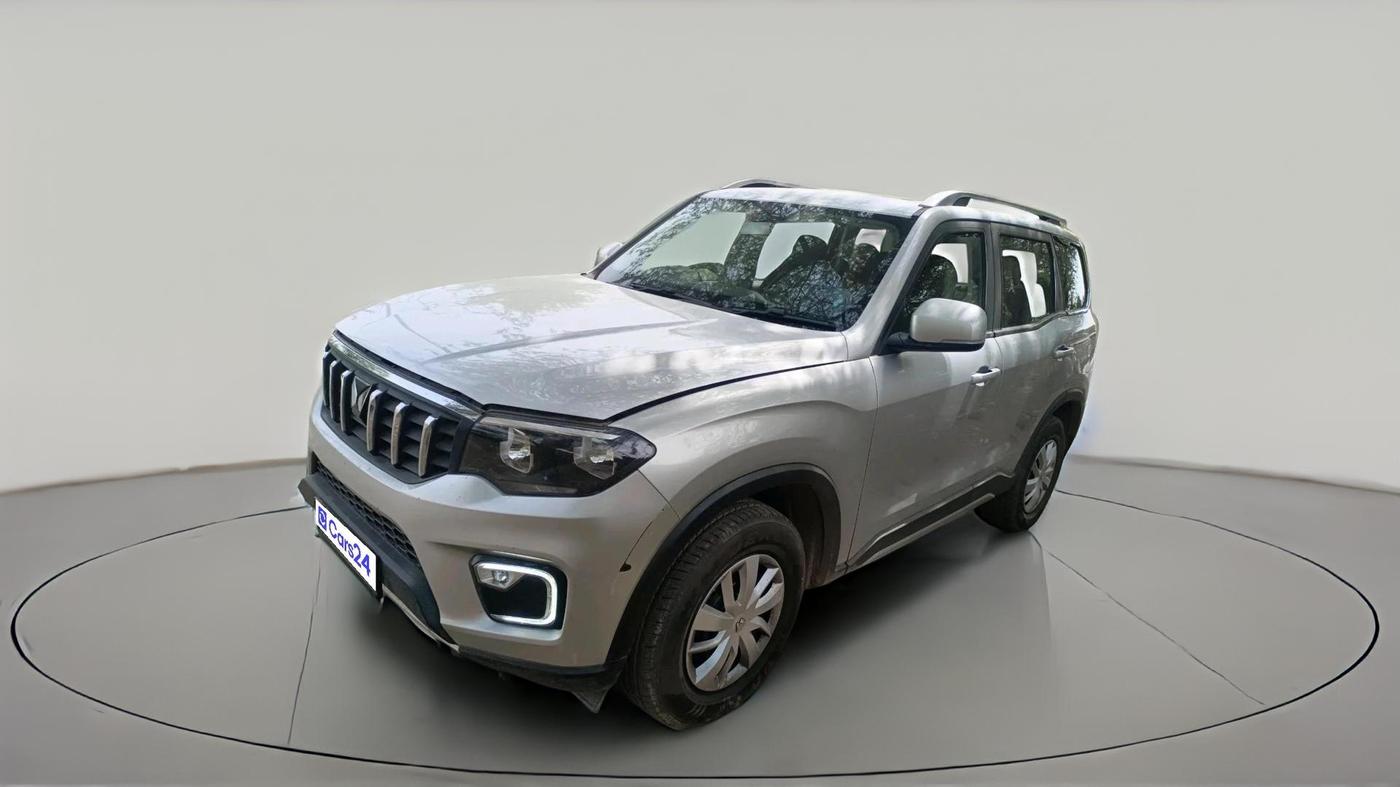 2025 Mahindra SCORPIO-N Z6 DIESEL MT 2WD 7 STR, Diesel, Manual, 8,524 km, exterior