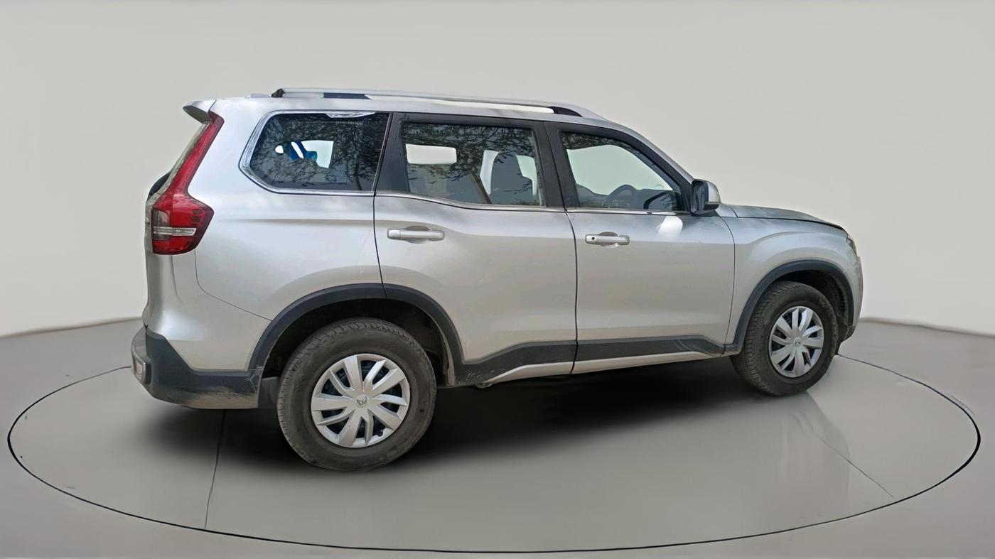 2025 Mahindra SCORPIO-N Z6 DIESEL MT 2WD 7 STR, Diesel, Manual, 8,524 km, exterior