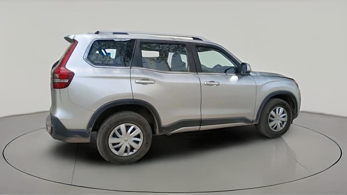 2025 Mahindra SCORPIO-N Z6 DIESEL MT 2WD 7 STR, Diesel, Manual, 8,524 km, exterior