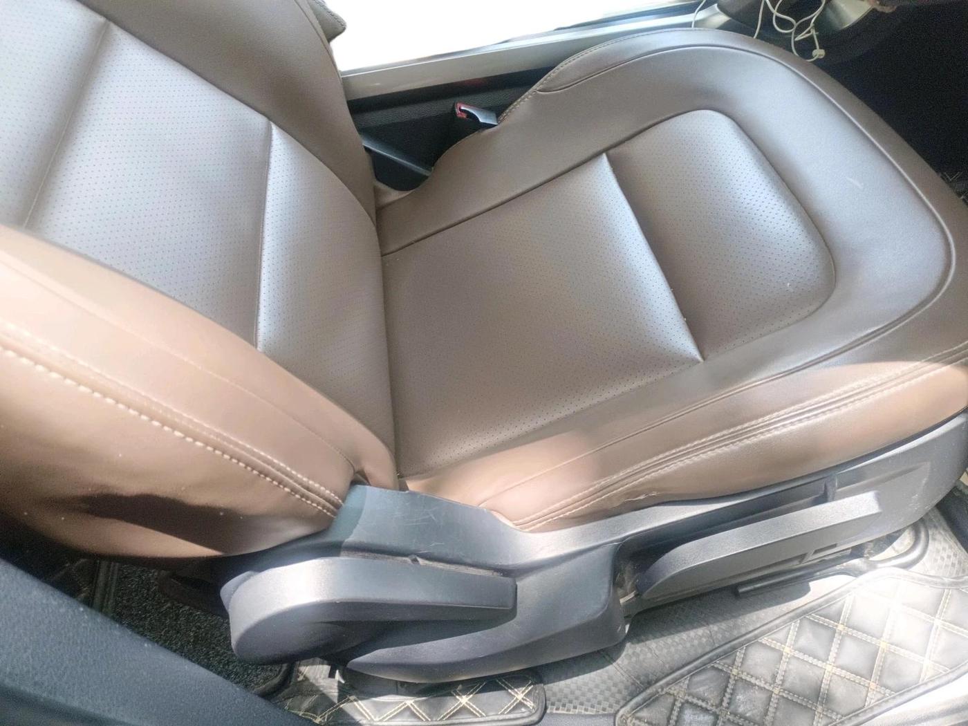 2019 Tata Harrier XZ 2.0L, Diesel, Manual, 98,301 km, interior
