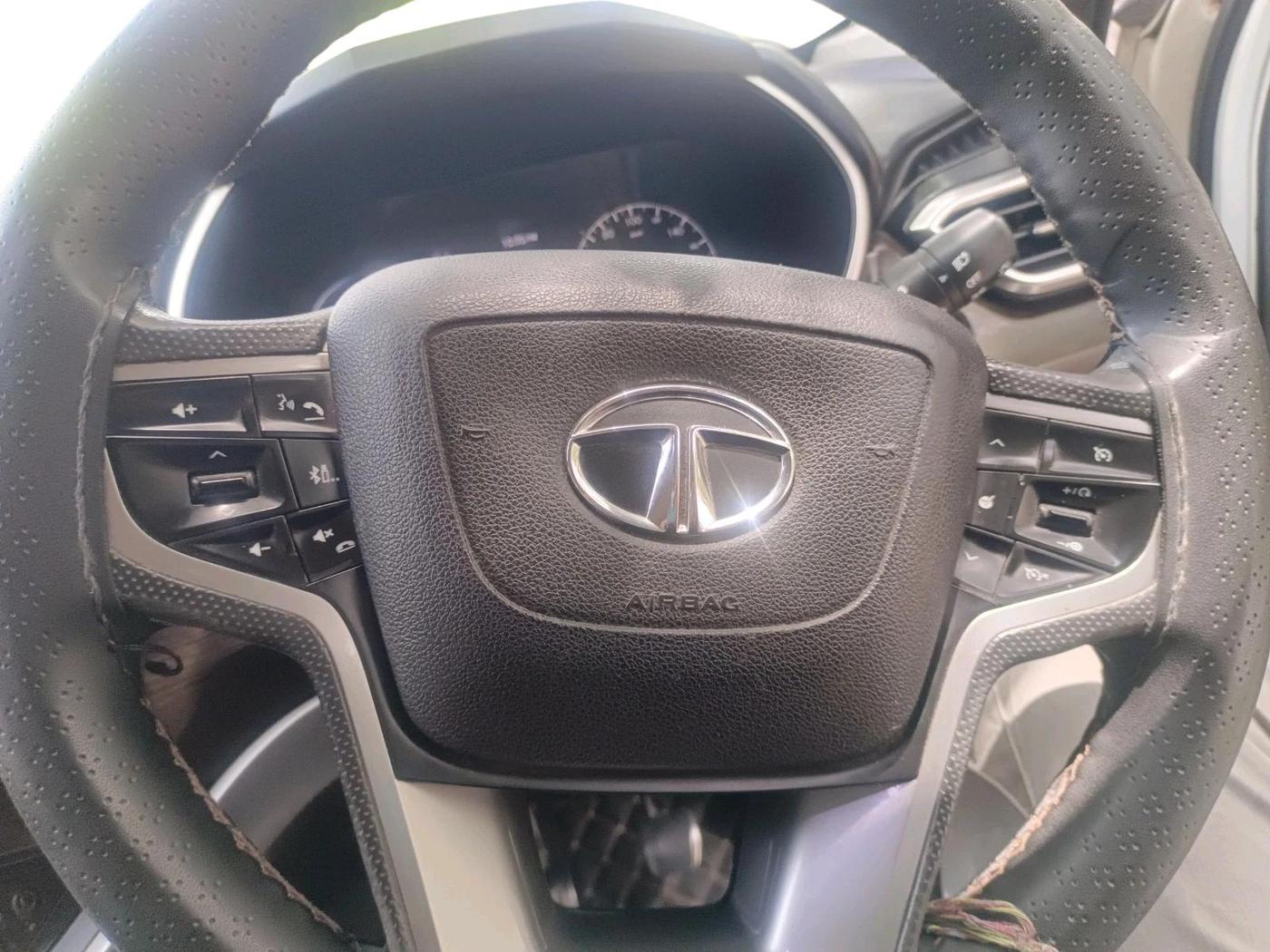 2019 Tata Harrier XZ 2.0L, Diesel, Manual, 98,301 km, interior