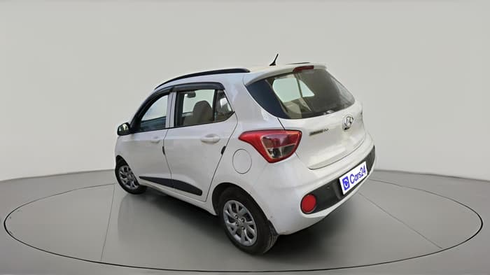2018 Hyundai Grand i10 SPORTZ 1.2 KAPPA VTVT, CNG, Manual, 69,377 km, exterior
