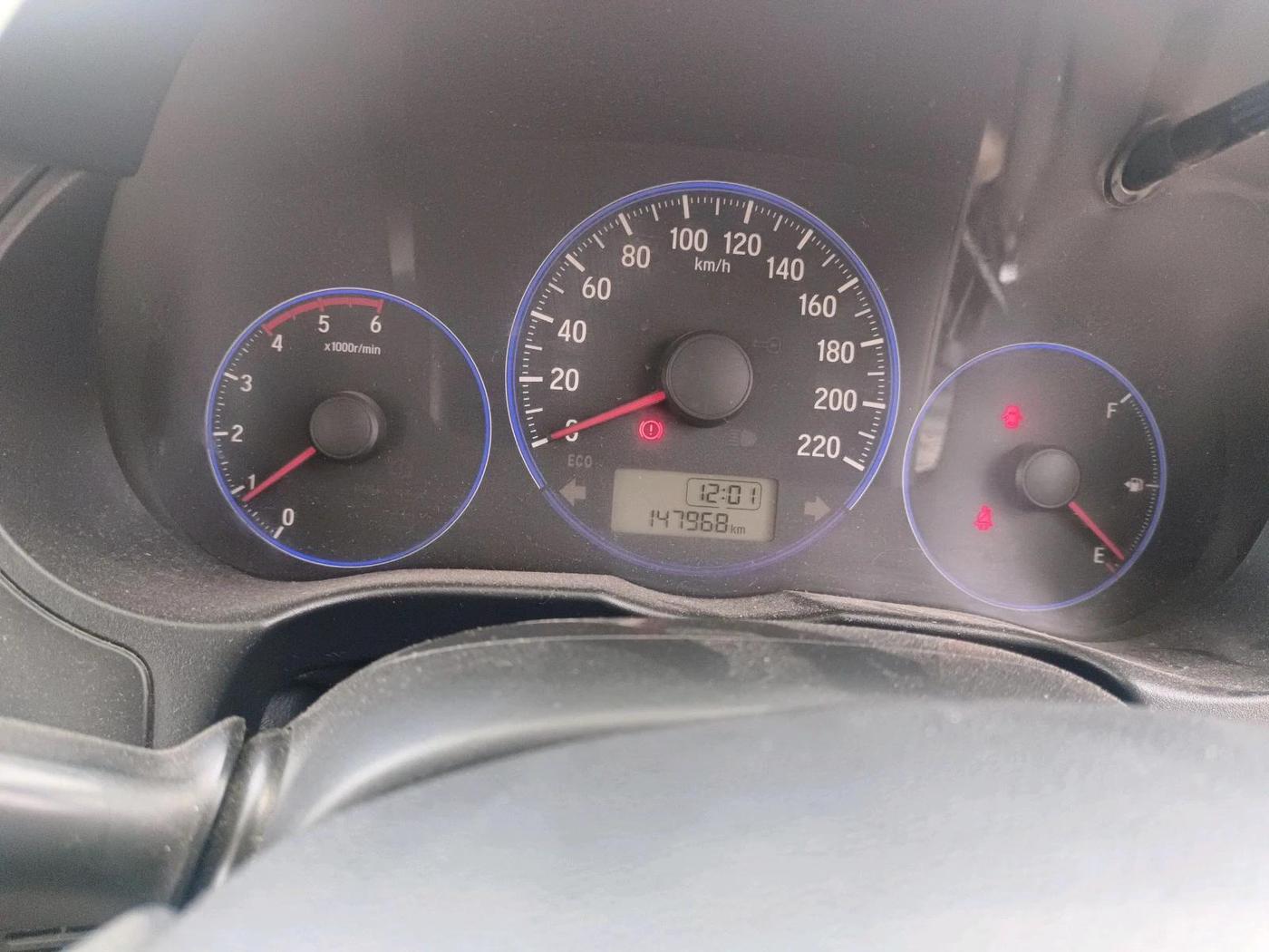 2014 Honda City 1.5L I-DTEC S, Diesel, Manual, 1,47,968 km, interior