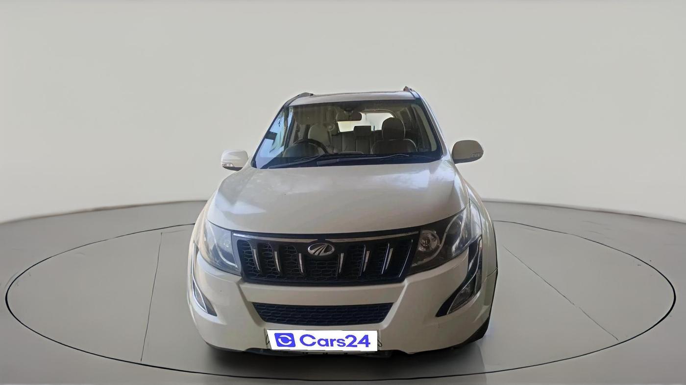 2017 Mahindra XUV500 W10 1.99, Diesel, Manual, 1,25,986 km, exterior