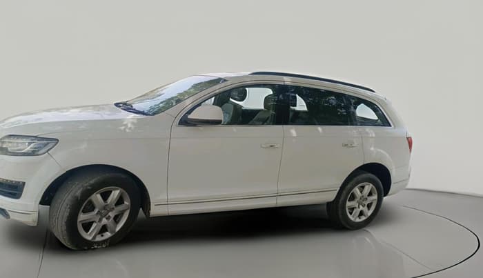 2011 Audi Q7 3.0 TDI QUATTRO, Diesel, Automatic, 1,29,576 km, exterior