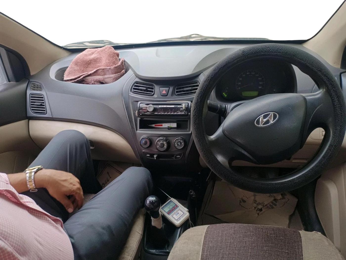 2012 Hyundai Eon D-LITE, Petrol, Manual, 1,04,193 km, interior