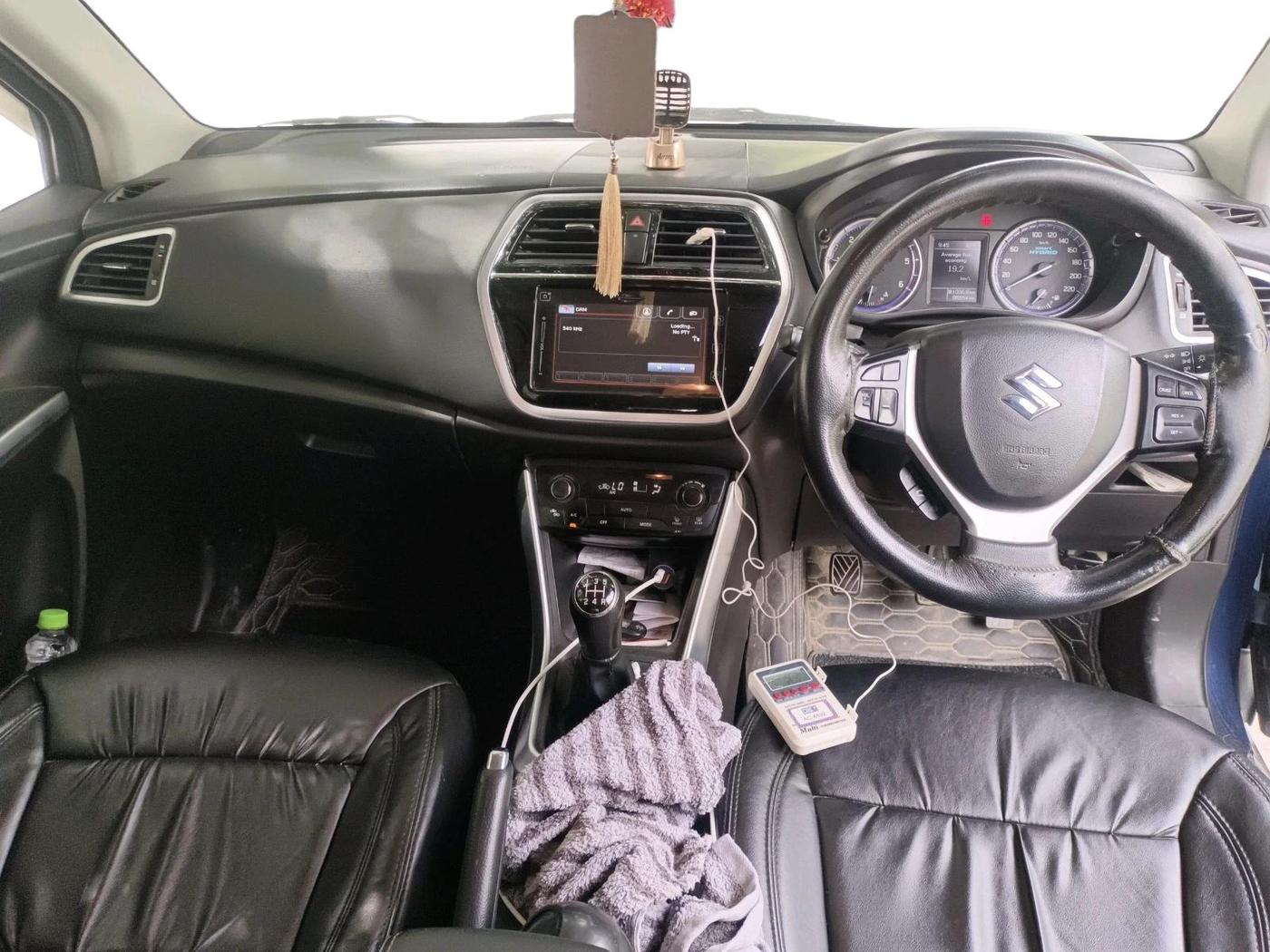 2018 Maruti S Cross ZETA 1.3, Diesel, Manual, 86,554 km, interior