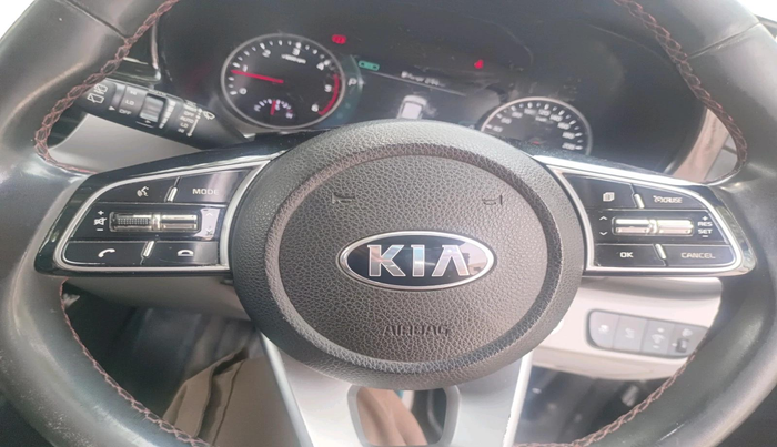 2020 KIA SELTOS GTX PLUS AT 1.5 DIESEL, Diesel, Automatic, 1,00,771 km, interior