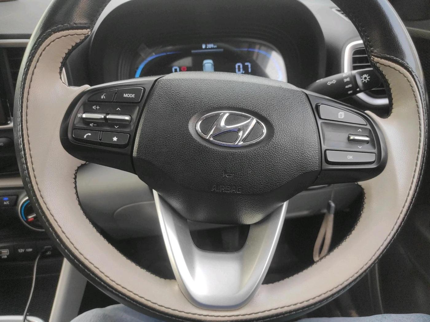 2024 Hyundai VENUE S Plus 1.2 Petrol MT, Petrol, Manual, 28,030 km, interior