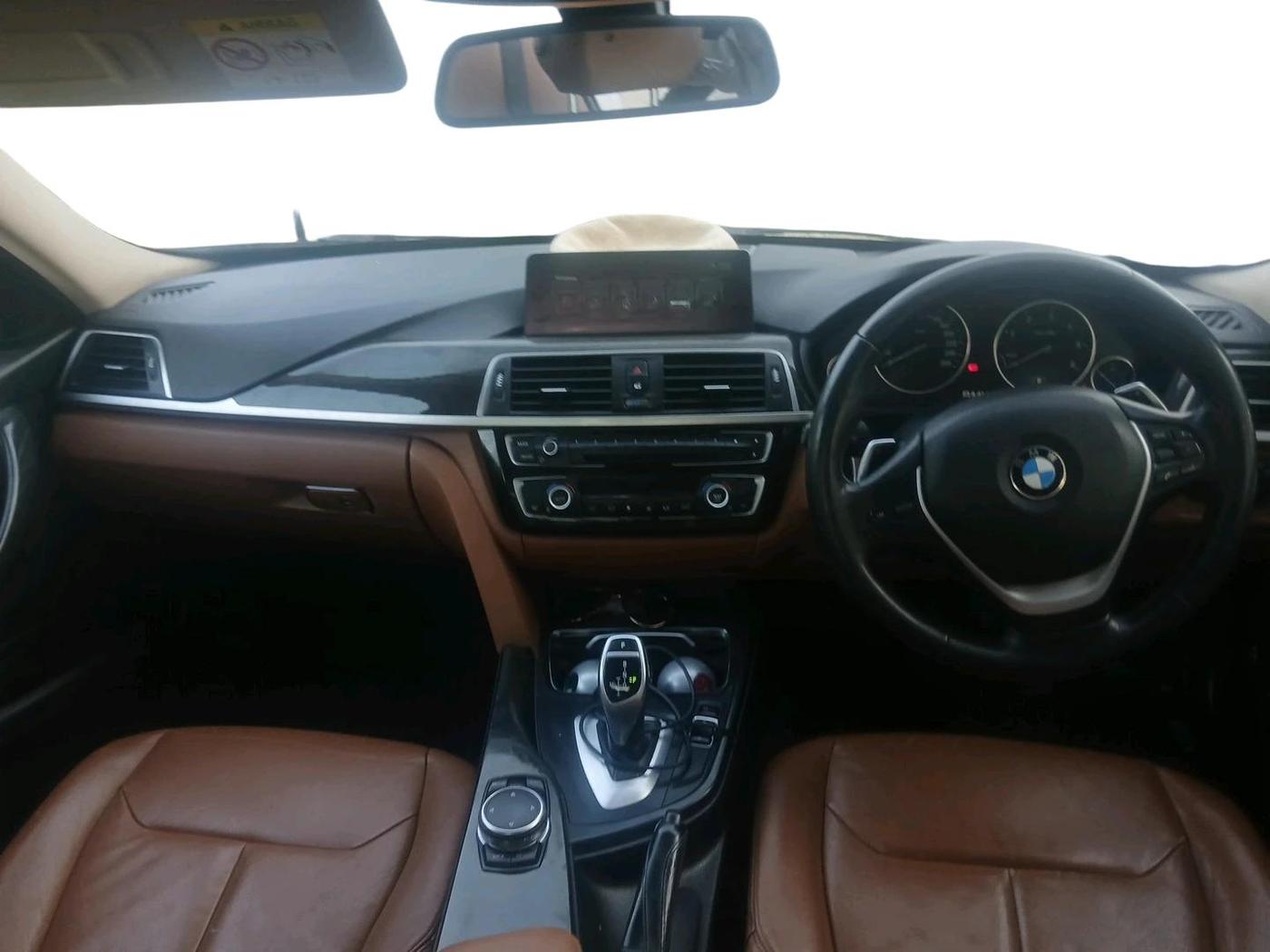 2016 BMW 3 Series 320d Luxury Line, Diesel, Automatic, 1,26,337 km, interior