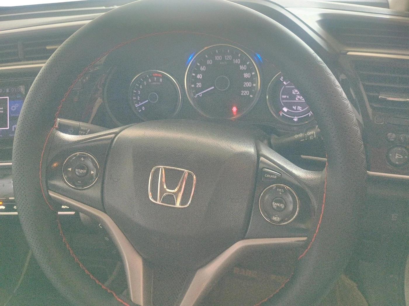 2017 Honda City 1.5L I-VTEC V MT, Petrol, Manual, 1,25,928 km, interior