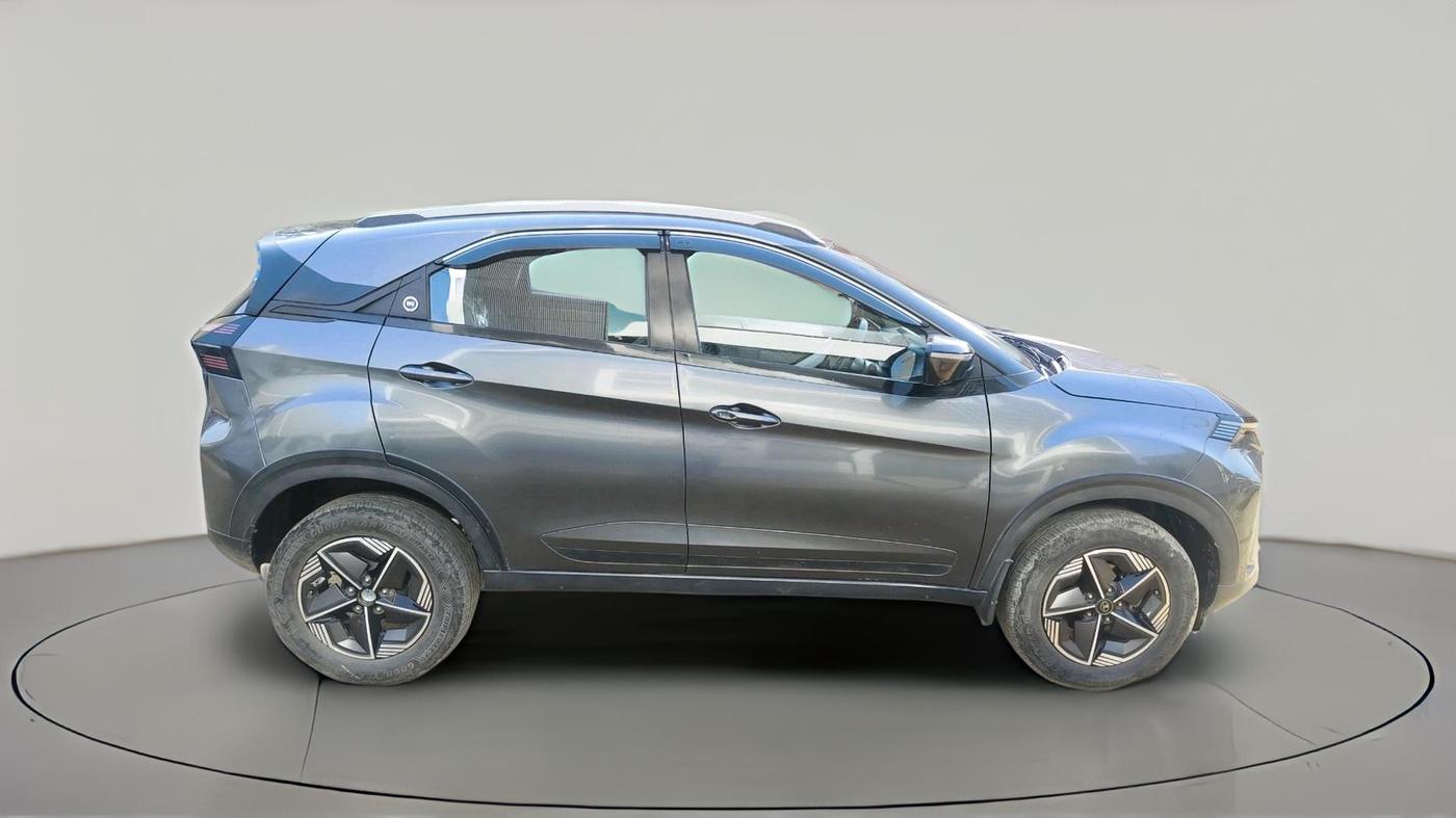 2023 Tata NEXON CREATIVE PLUS S 1.2 REVOTRON 6 MT, Petrol, Manual, 79,406 km, exterior