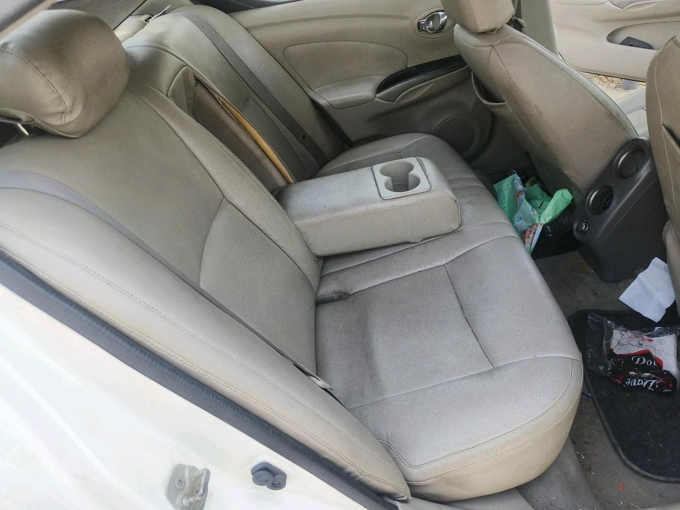 2013 Nissan Sunny XV DIESEL, Diesel, Manual, 1,38,053 km, interior
