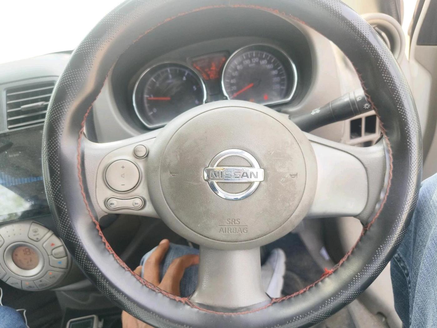 2013 Nissan Sunny XV DIESEL, Diesel, Manual, 1,38,053 km, interior