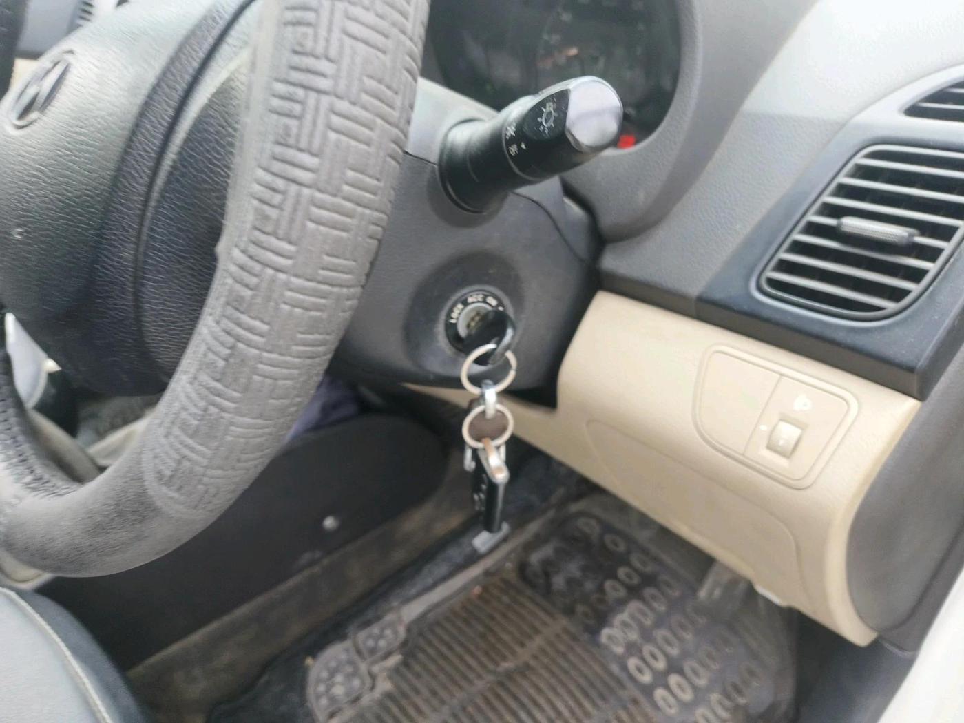2014 Hyundai Eon D-LITE+, Petrol, Manual, 91,362 km, interior