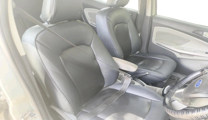 2014 Ford Ecosport TITANIUM 1.5L DIESEL, Diesel, Manual, 1,12,193 km, interior