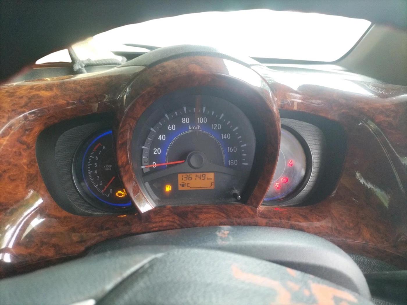 2014 Honda Mobilio 1.5L I-VTEC V, CNG, Manual, 1,36,149 km, interior
