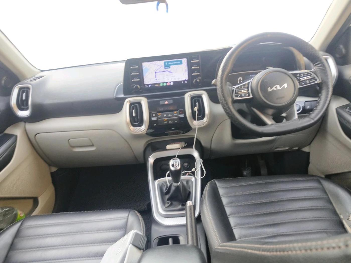 2022 KIA SONET HTX 1.0 IMT, Petrol, Manual, 1,41,215 km, interior