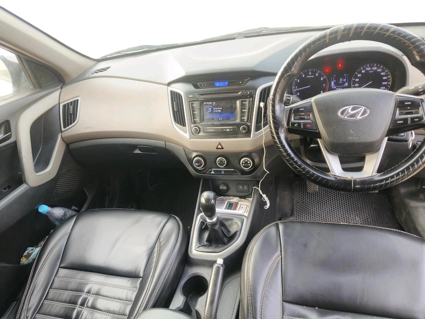 2017 Hyundai Creta E PLUS 1.6 PETROL, CNG, Manual, 1,81,445 km, interior