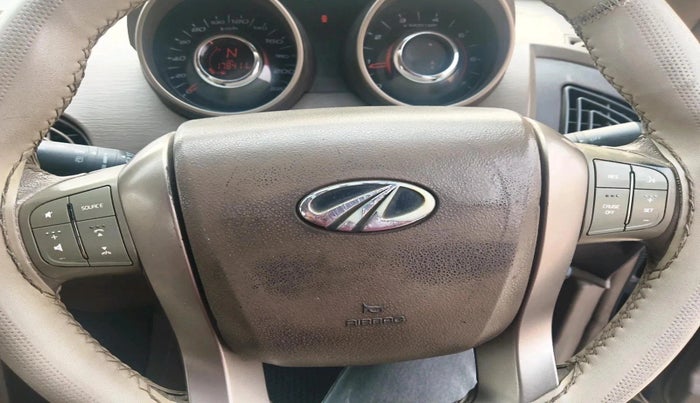 2011 Mahindra XUV500 W8, Diesel, Manual, 1,78,411 km, interior