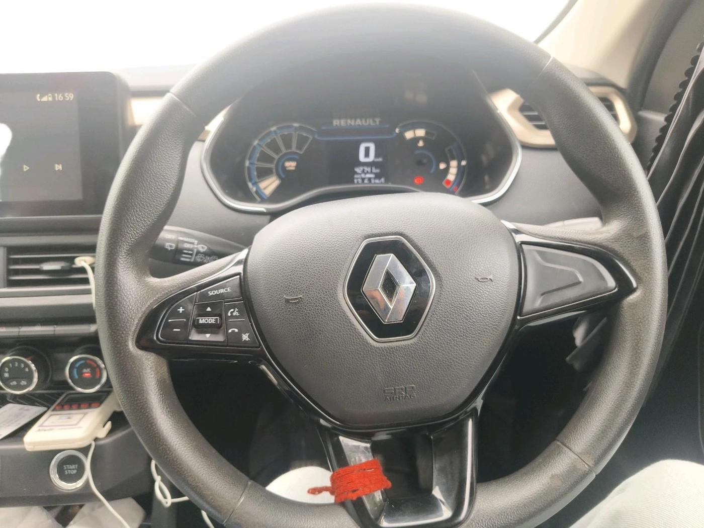2022 Renault Kiger RXT MT, Petrol, Manual, 42,741 km, interior