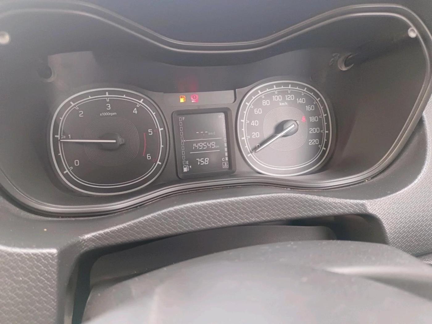 2017 Maruti Vitara Brezza VDI (O), Diesel, Manual, 1,49,549 km, interior