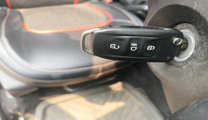 2022 Tata PUNCH ADVENTURE MT, Petrol, Manual, 38,856 km, interior