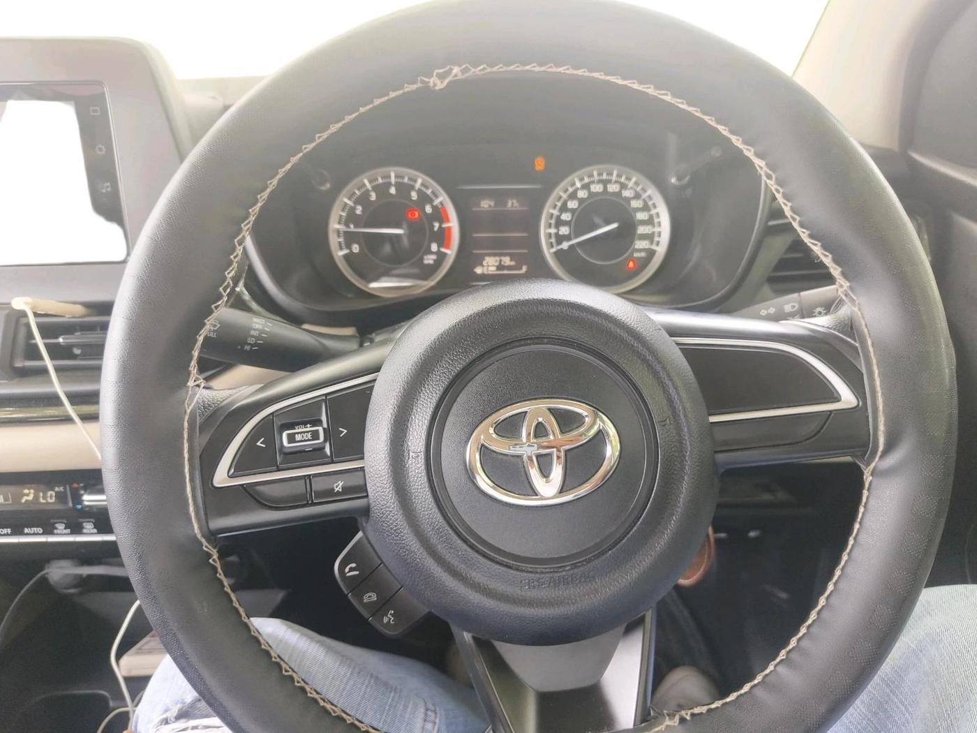2025 Toyota Glanza S, Petrol, Manual, 28,079 km, interior