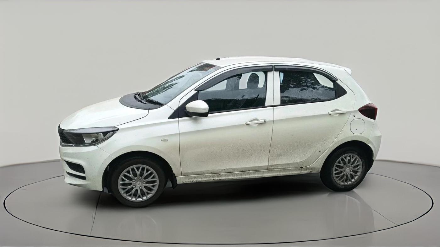 2021 Tata Tiago XE PETROL, Petrol, Manual, 56,139 km, exterior