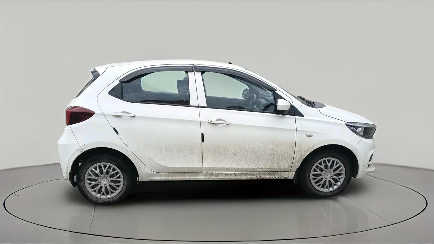 2021 Tata Tiago XE PETROL, Petrol, Manual, 56,139 km, exterior