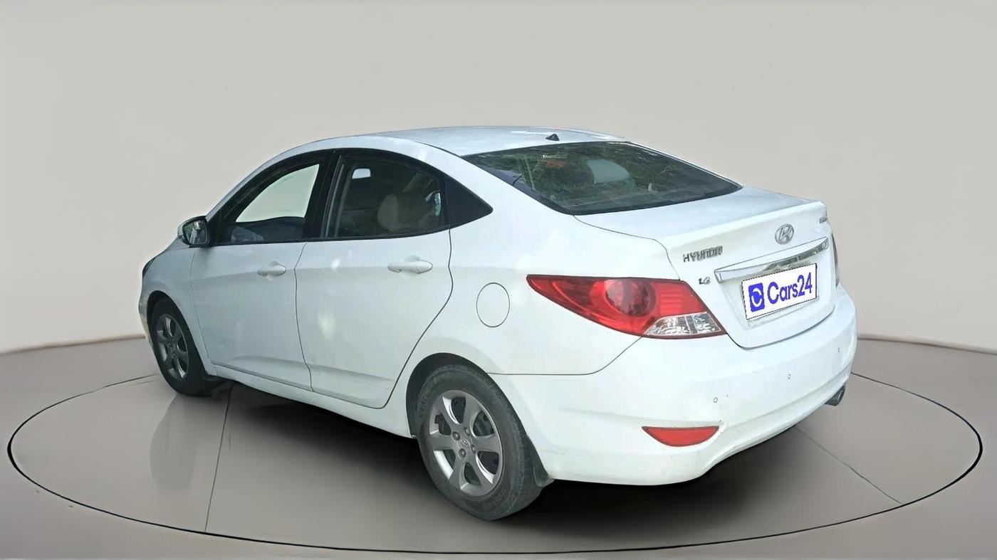 2012 Hyundai Verna FLUIDIC 1.6 CRDI EX, Diesel, Manual, 1,72,560 km, exterior