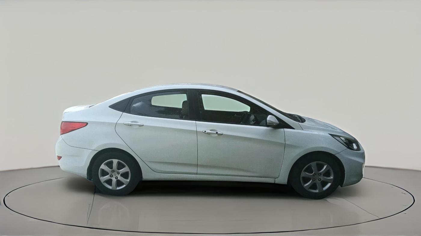 2012 Hyundai Verna FLUIDIC 1.6 CRDI EX, Diesel, Manual, 1,72,560 km, exterior