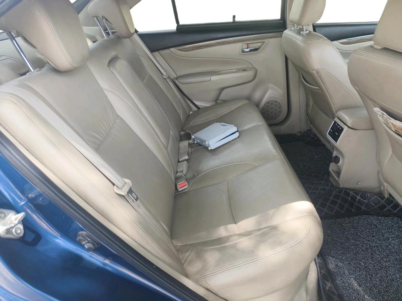 2019 Maruti Ciaz ALPHA DIESEL 1.5, Diesel, Manual, 1,37,133 km, interior