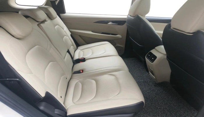 2022 MG HECTOR SHARP 2.0 DIESEL, Diesel, Manual, 5,487 km, interior