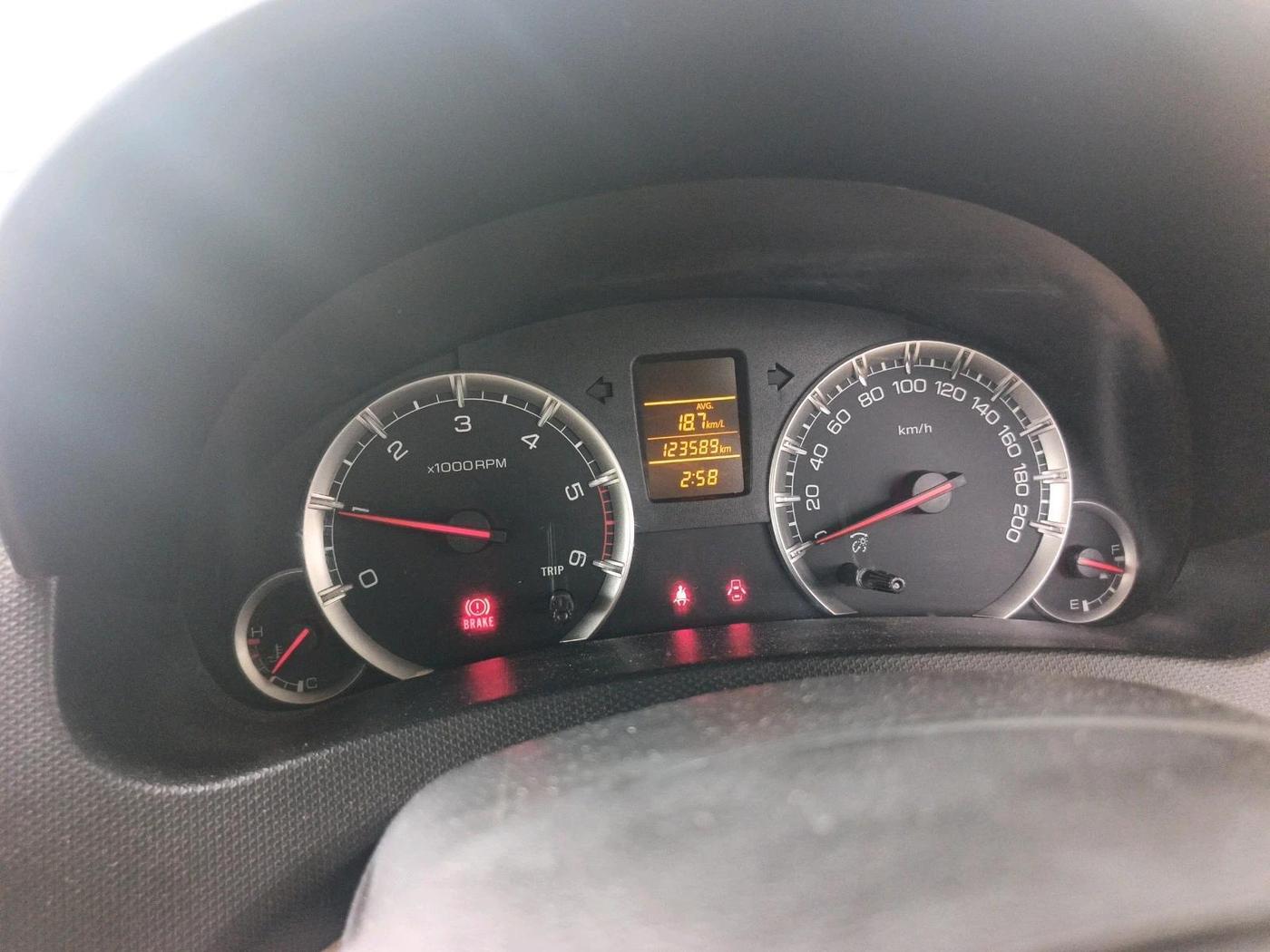2013 Maruti Swift Dzire VDI, Diesel, Manual, 1,23,589 km, interior