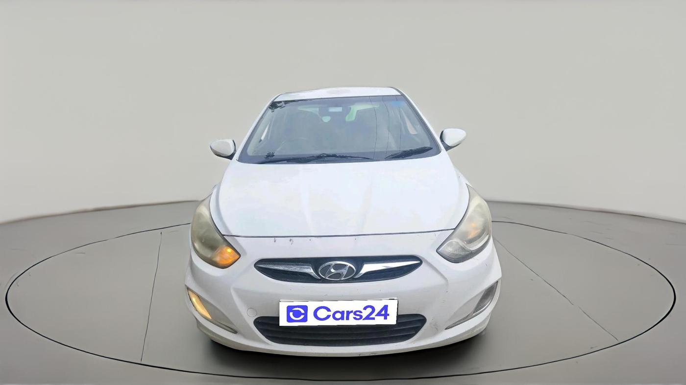 2011 Hyundai Verna FLUIDIC 1.6 CRDI SX, Diesel, Manual, 1,48,361 km, exterior