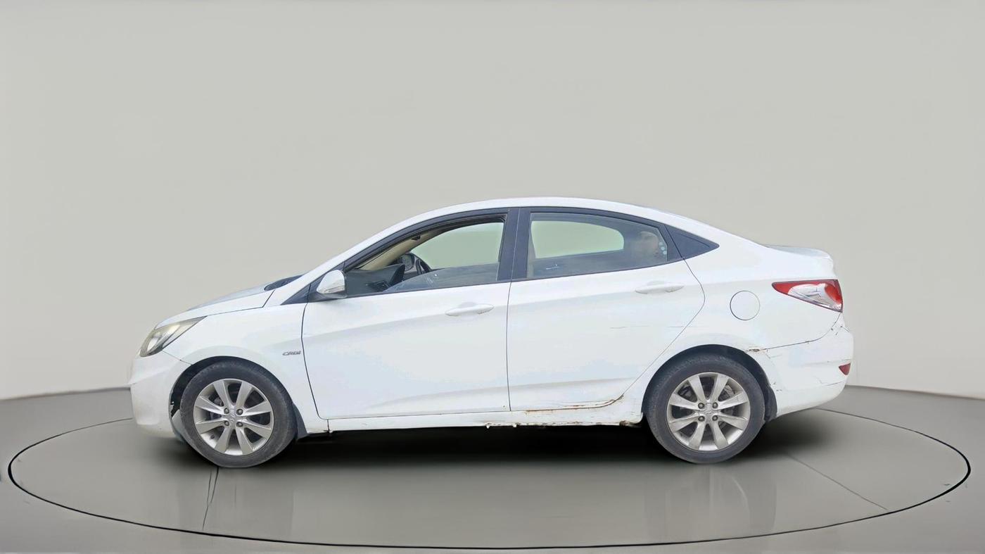 2011 Hyundai Verna FLUIDIC 1.6 CRDI SX, Diesel, Manual, 1,48,361 km, exterior