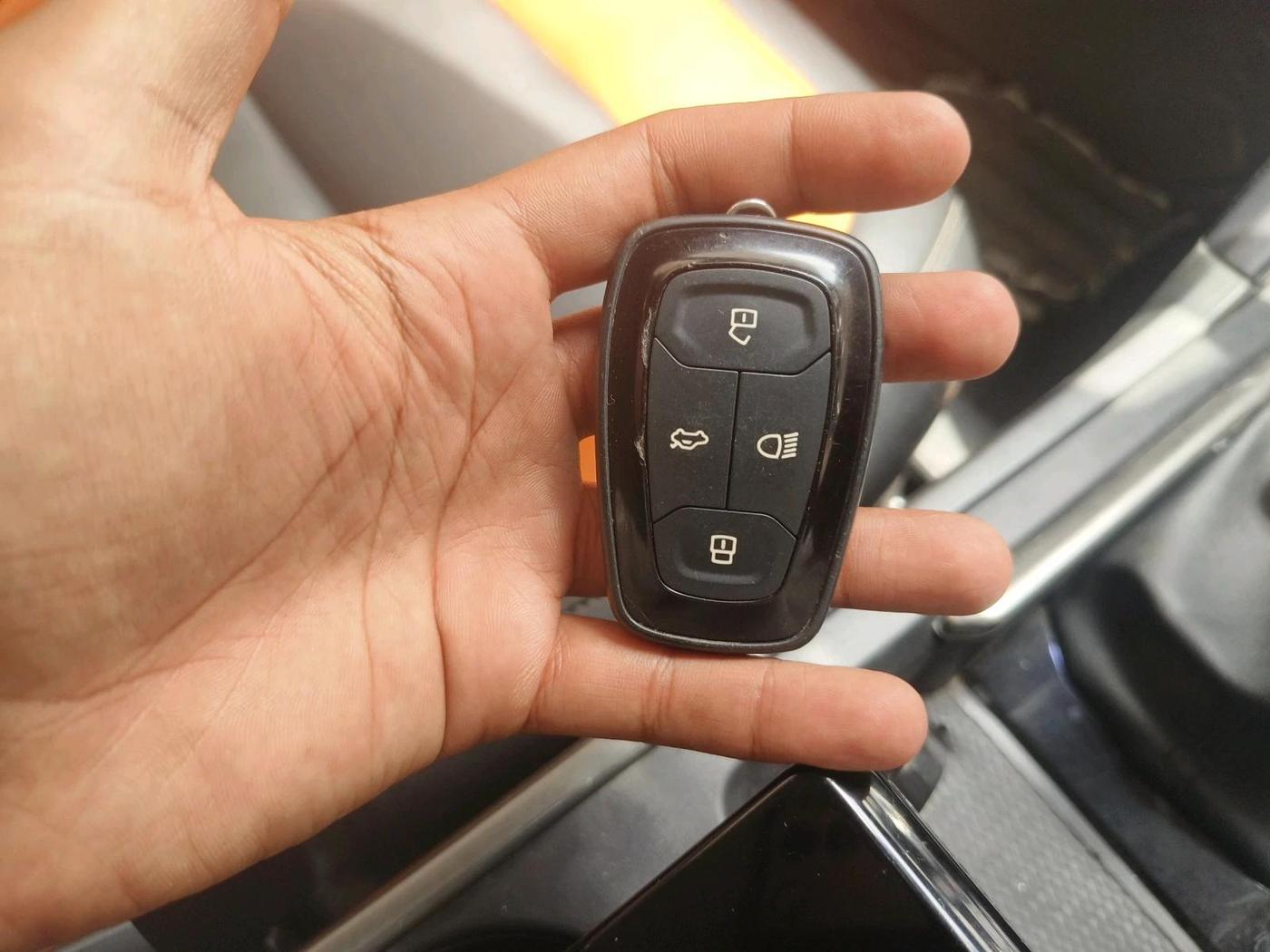 2021 Tata Harrier XT PLUS 2.0L KRYOTEC DARK EDITON, Diesel, Manual, 72,256 km, interior