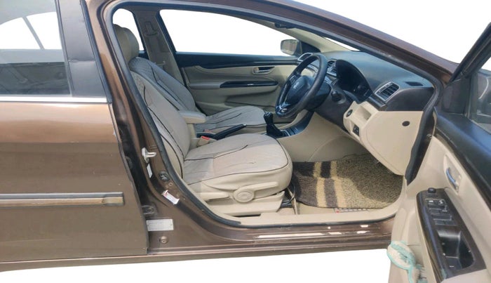 2017 Maruti Ciaz ALPHA DIESEL 1.3, Diesel, Manual, 93,231 km, interior