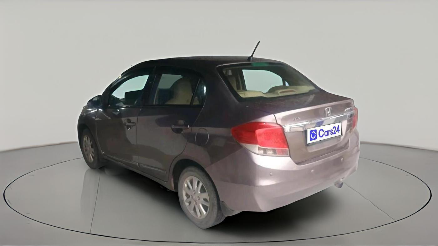 2015 Honda Amaze 1.5L I-DTEC VX, Diesel, Manual, 2,57,485 km, exterior