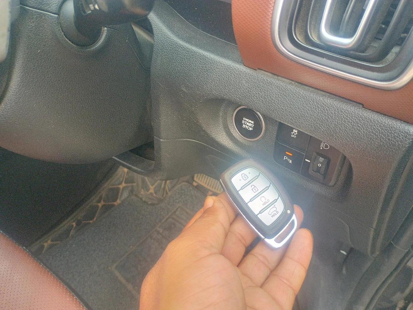 2021 Hyundai ALCAZAR 1.5 SIGNATURE (O) AT 7STR, Diesel, Automatic, 1,60,821 km, interior