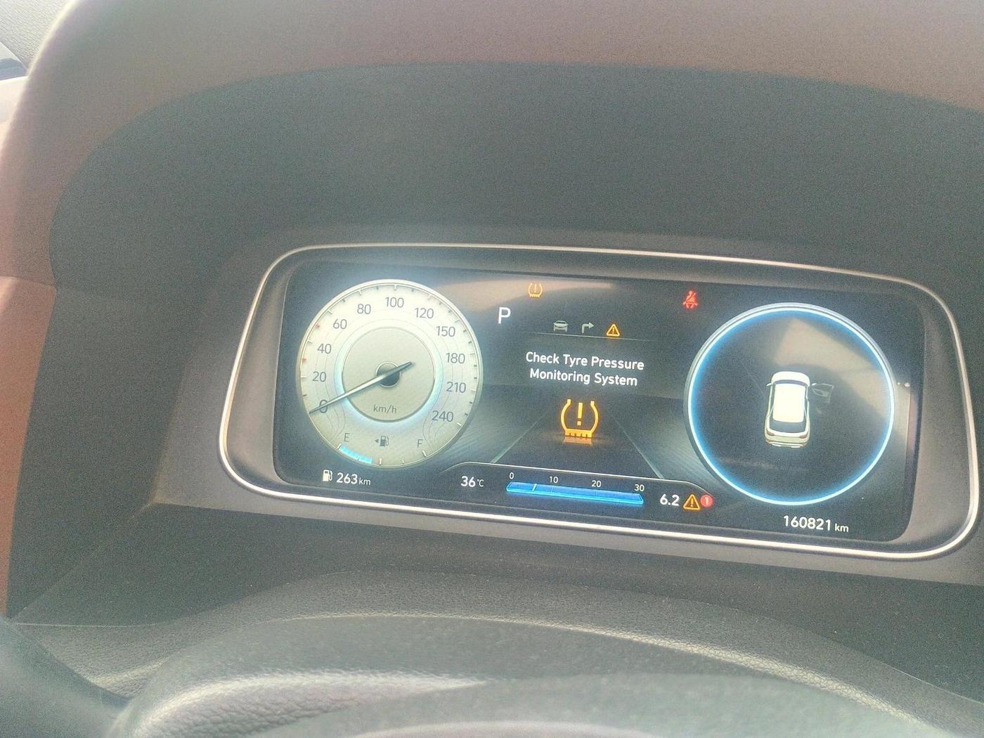 2021 Hyundai ALCAZAR 1.5 SIGNATURE (O) AT 7STR, Diesel, Automatic, 1,60,821 km, interior
