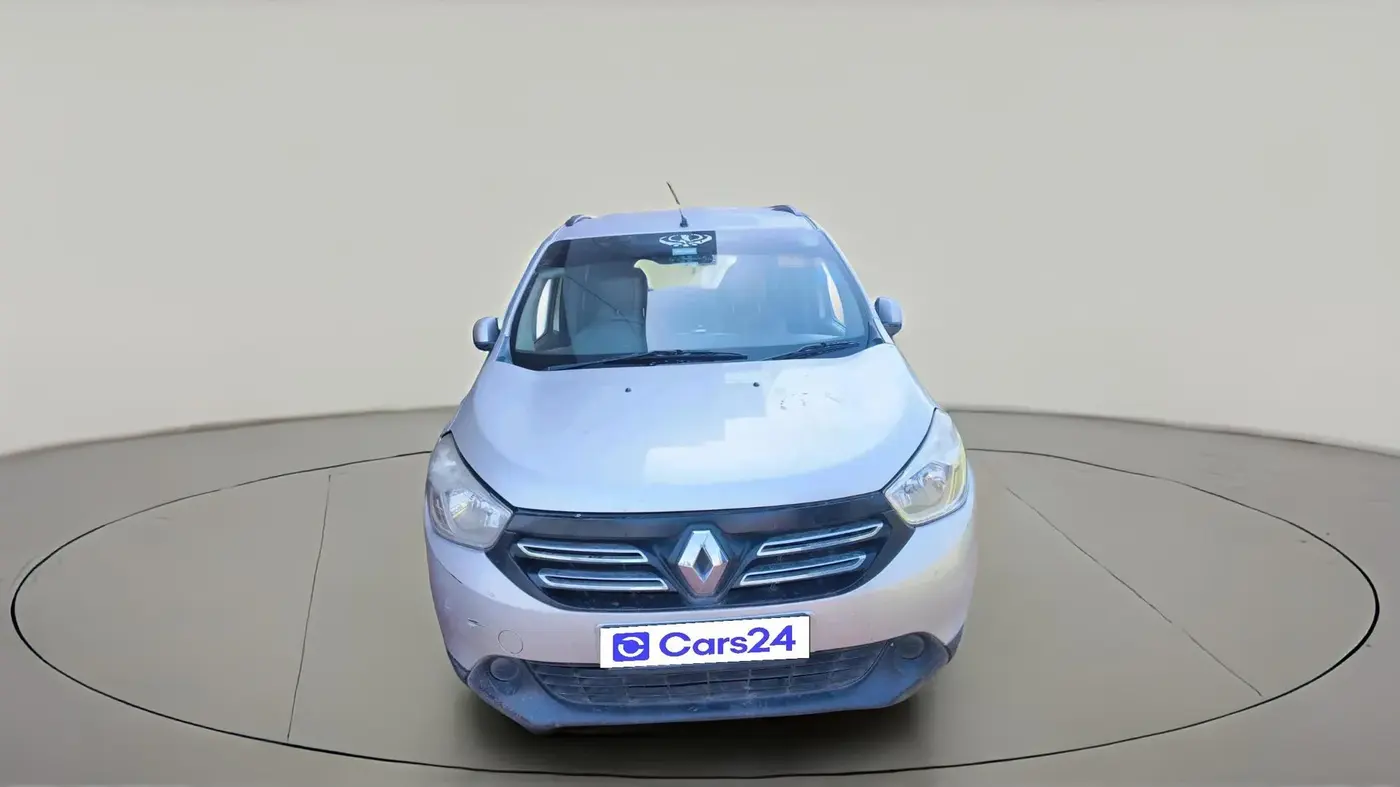 2015 Renault Lodgy 110 PS RXL 7 STR, Diesel, Manual, 1,42,674 km, exterior